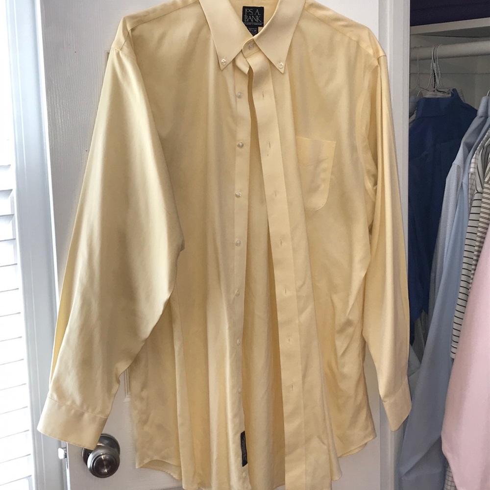 Men’s Jos. A. Bank tailored fit yellow button down